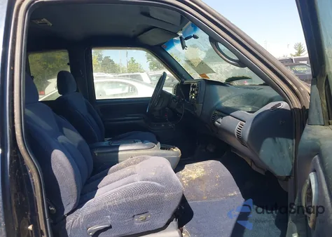 1996 Chevrolet Gmt-400 C1500 z USA, uszkodzony, nr VIN 1GCEC19R8TE221051